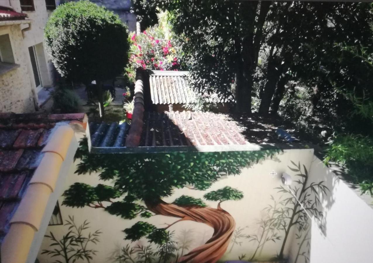 Suite Oisivete Avec Terrasse Vue Sur Patio Et Clim Montpellier Kültér fotó