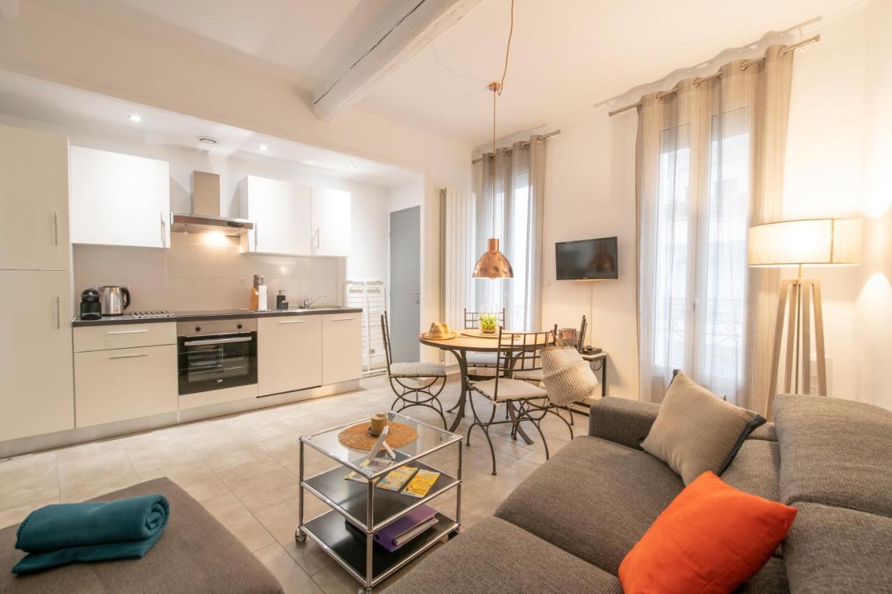 Suite Oisivete Avec Terrasse Vue Sur Patio Et Clim Montpellier Kültér fotó
